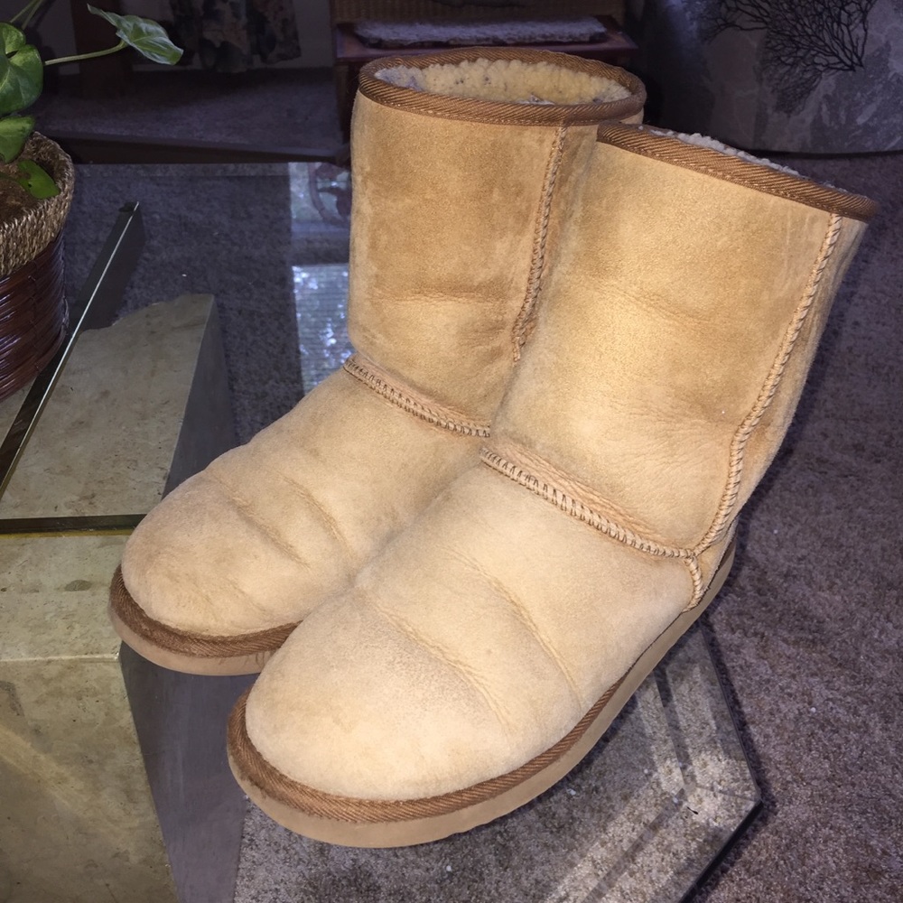 Ugg Classic Short Boots